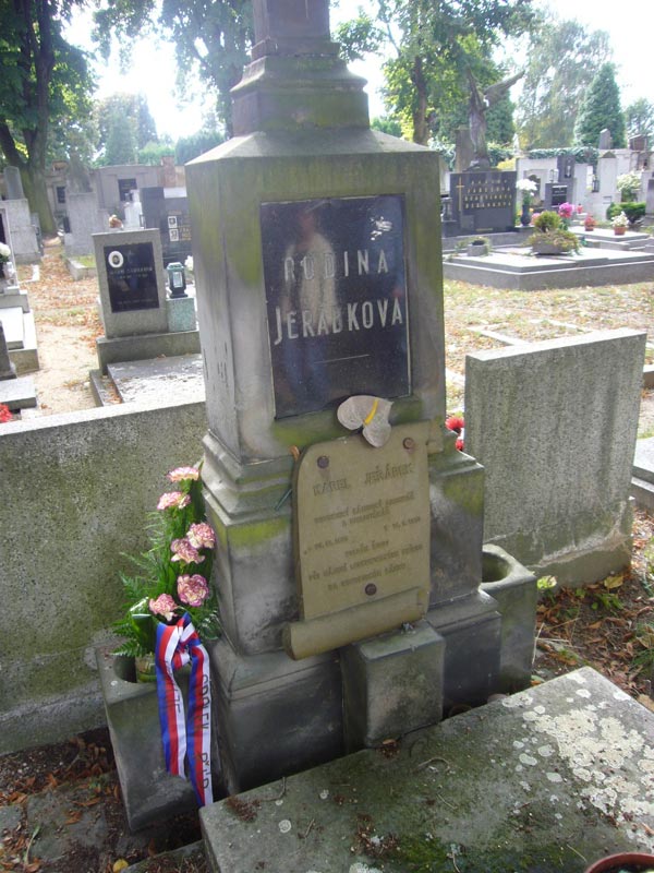 Hrob Karla Jeřábka