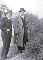 President JUDr. Emil Hácha (vpravo)