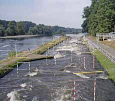 Umělý kanál pro vodní slalom