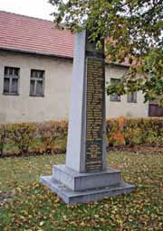 Památník 34 obětem první světové války v Podluskách