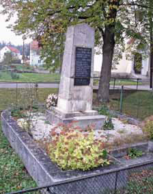 Pomníček obětem první a druhé světové války